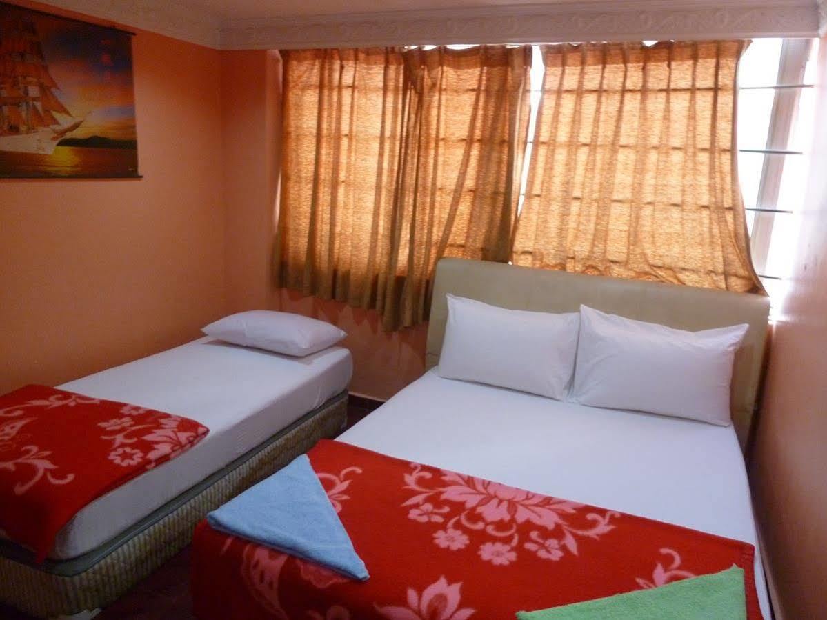 New Wave Hotel Sdn Bhd - Medan Batu Caves Екстериор снимка